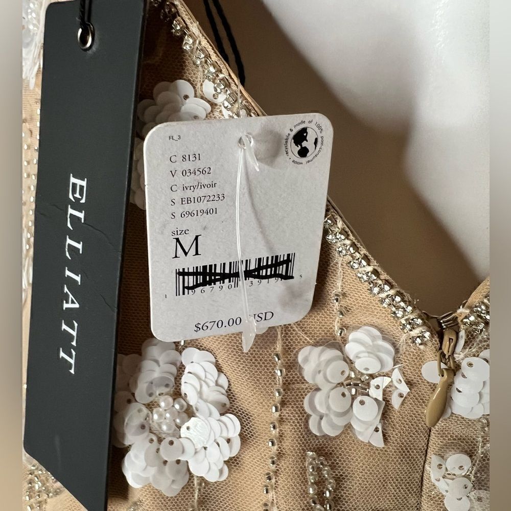 ELLIATT RETUSA GOWN - Picture 10 of 10